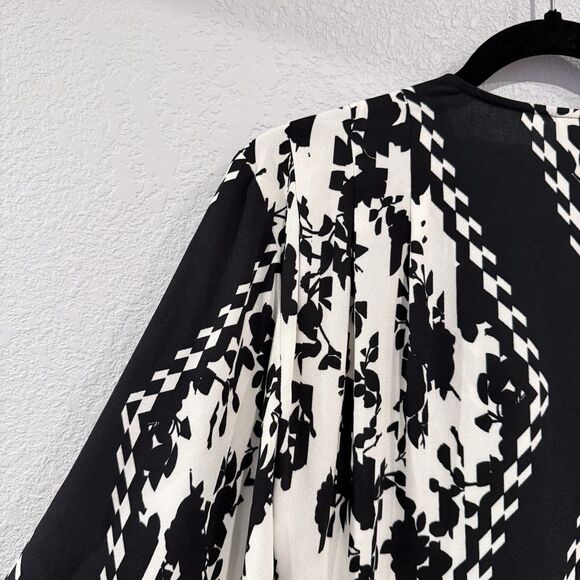 Cabi X-Factor Dress Black & White Floral Print V-Neck 3/4 Sleeve Size Medium - Picture 9 of 10
